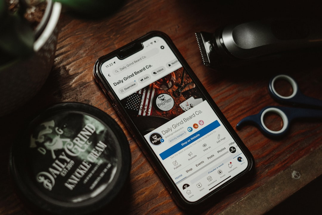 Transformasi Pengalaman Ecommerce Anda: Pilih Shoprocket daripada POWr