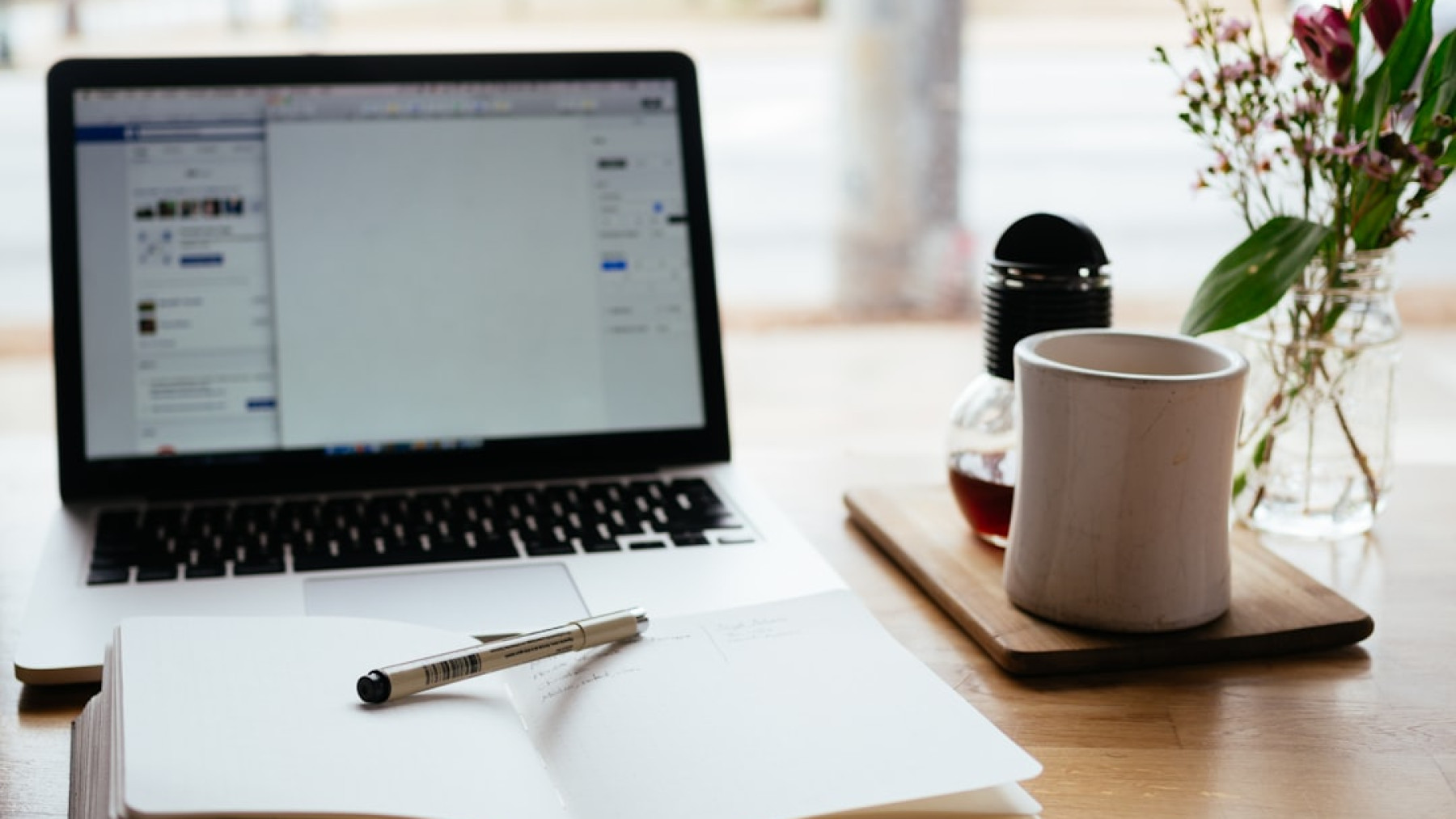 Shoprocket vs Wix: Por que o Shoprocket é a Plataforma de E-commerce Superior