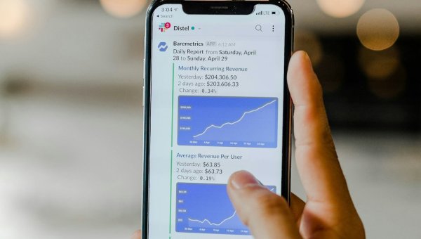 Shoprocket vs. OsCommerce : Révéler le champion de l'e-commerce