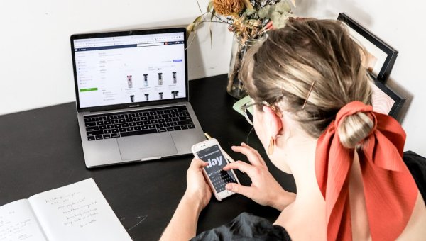 选择Shoprocket而非Sellix：电子商务成功的制胜策略